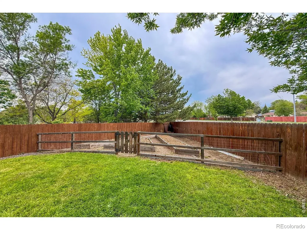 584 Sugar Mill Place Longmont CO 80504