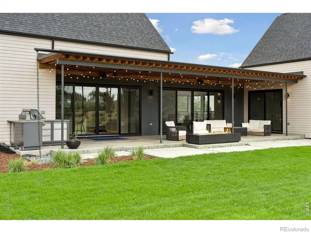 1563 Spring Creek Crossing Lafayette CO 80026