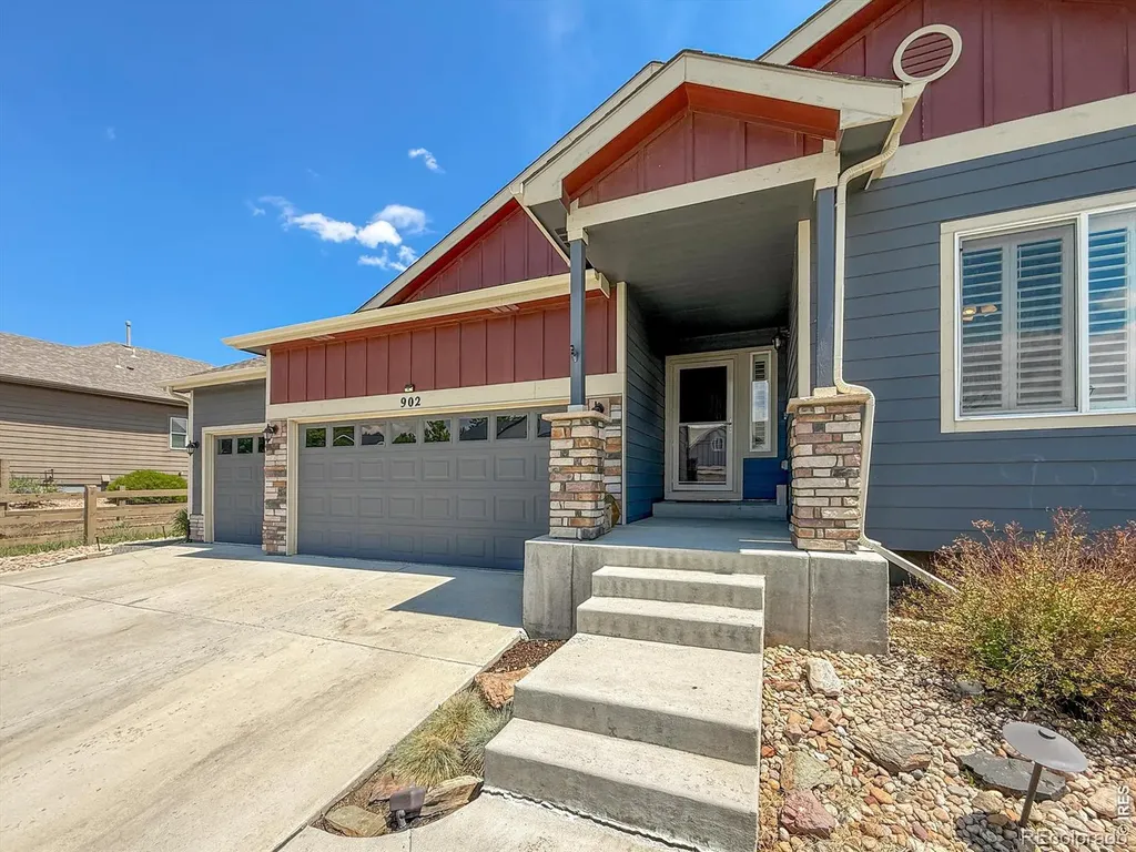 902 Canyonlands Street Berthoud CO 80513