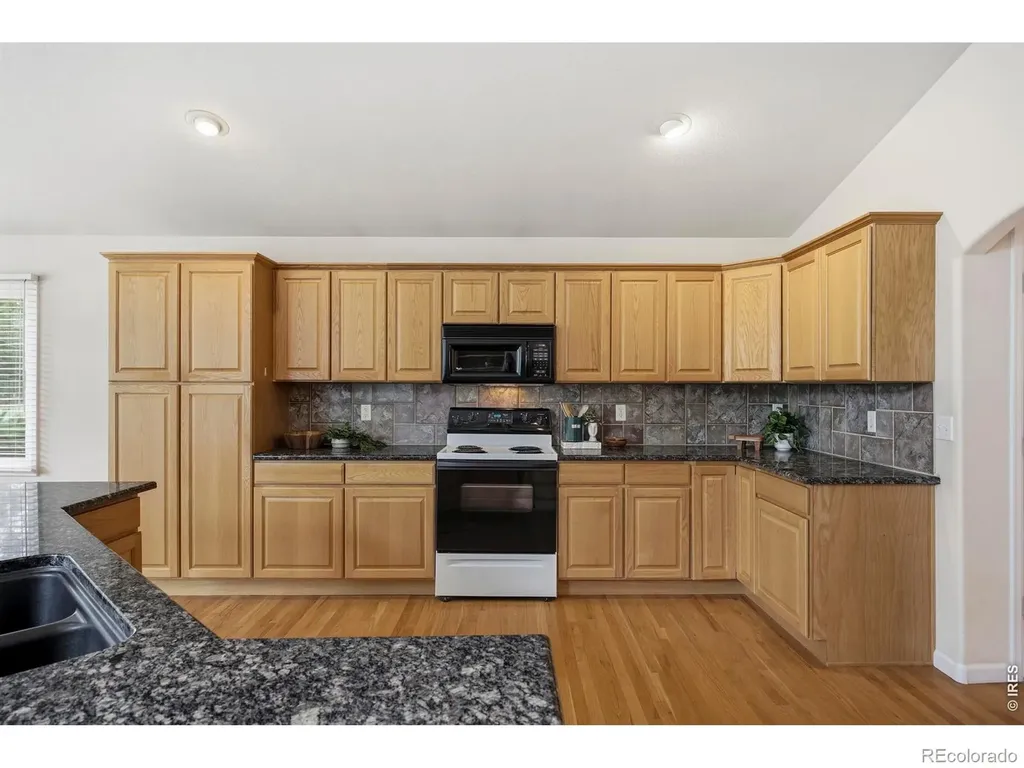 757 Pioneer Place Windsor CO 80550