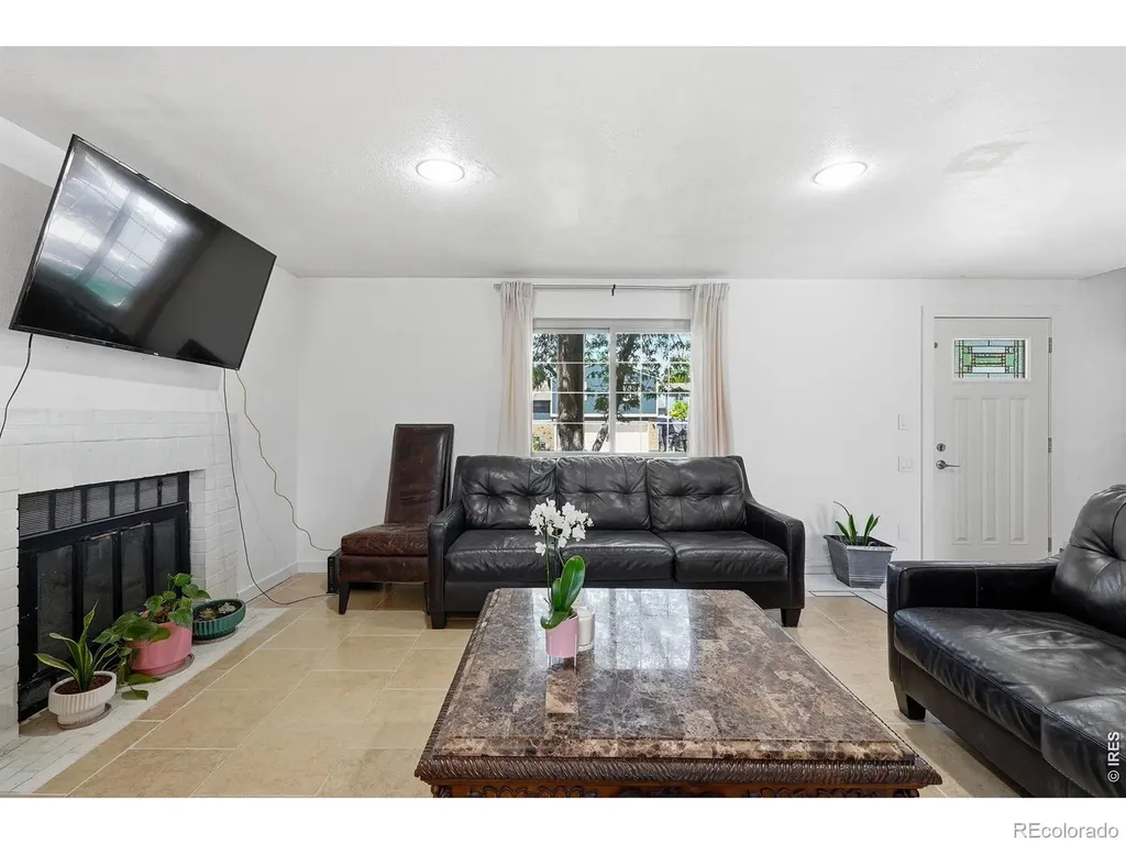 2412 Tulip Street Longmont CO 80501