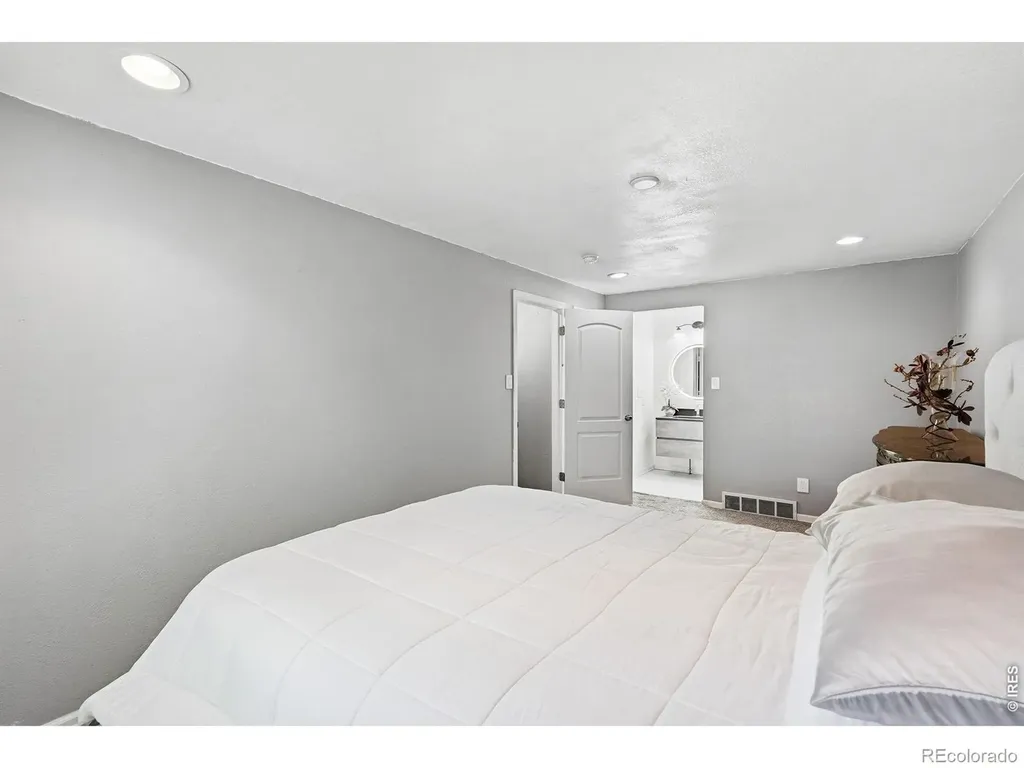 2412 Tulip Street Longmont CO 80501
