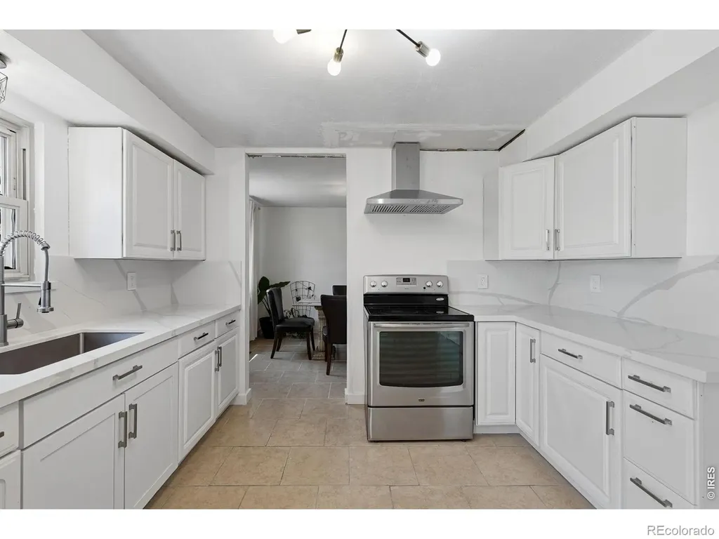 2412 Tulip Street Longmont CO 80501