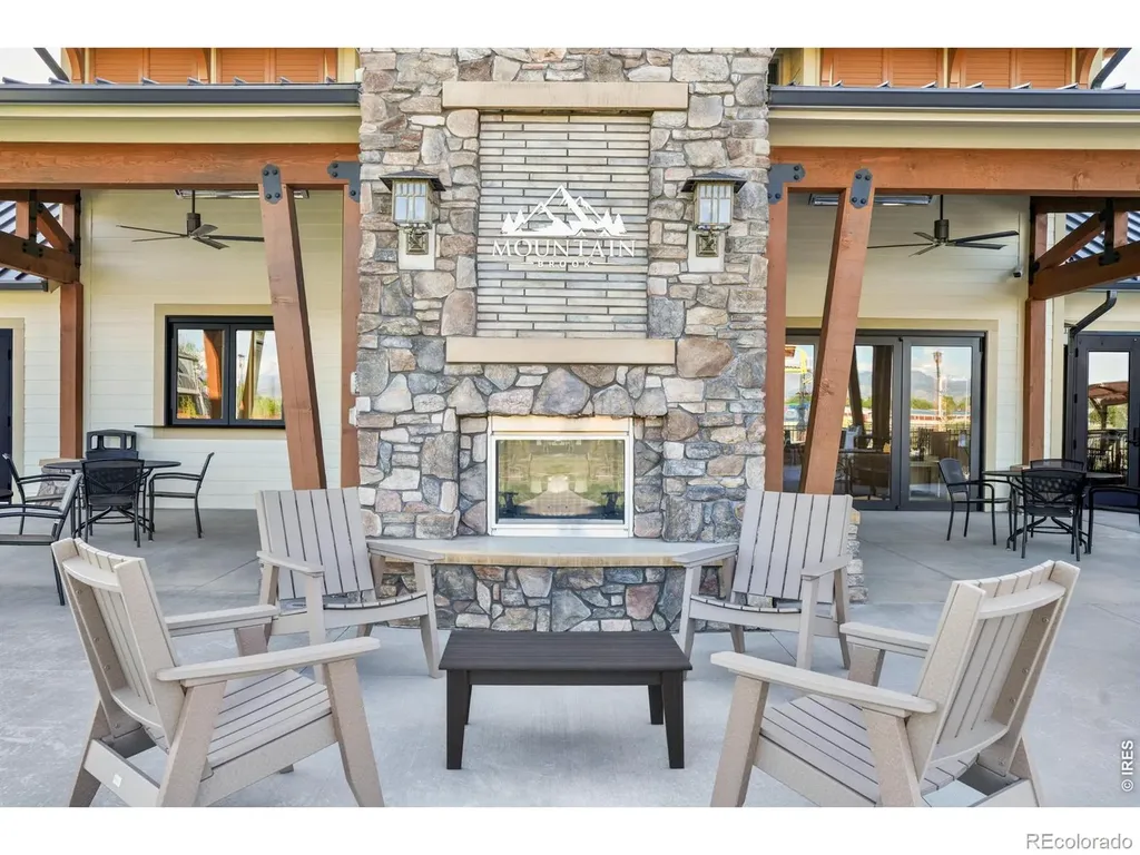 2905 S Flat Circle Longmont CO 80503