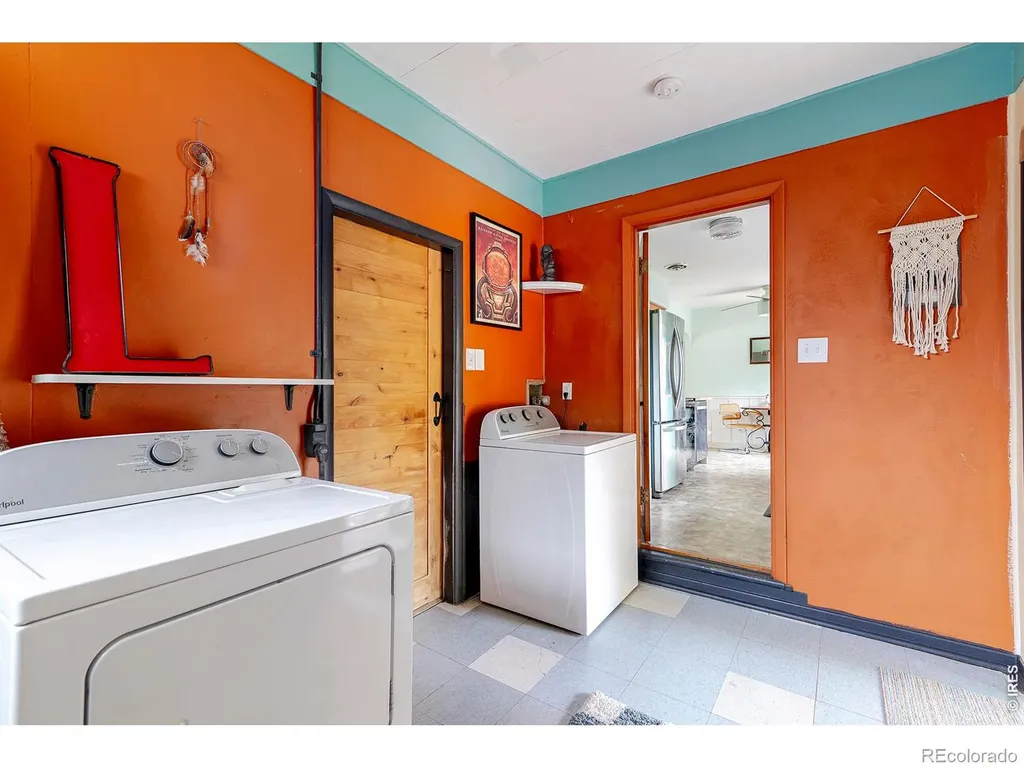 1221 Gay Street Longmont CO 80501