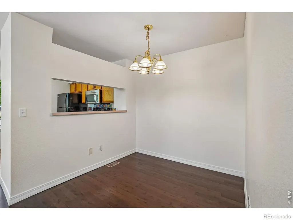 1419 Red Mountain Drive Longmont CO 80504