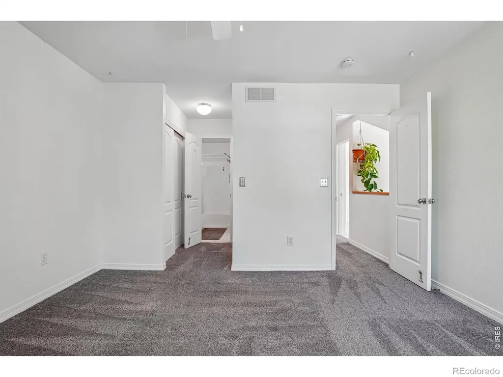 1419 Red Mountain Drive Longmont CO 80504