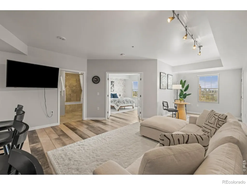 975 N Lincoln Street Denver CO 80203