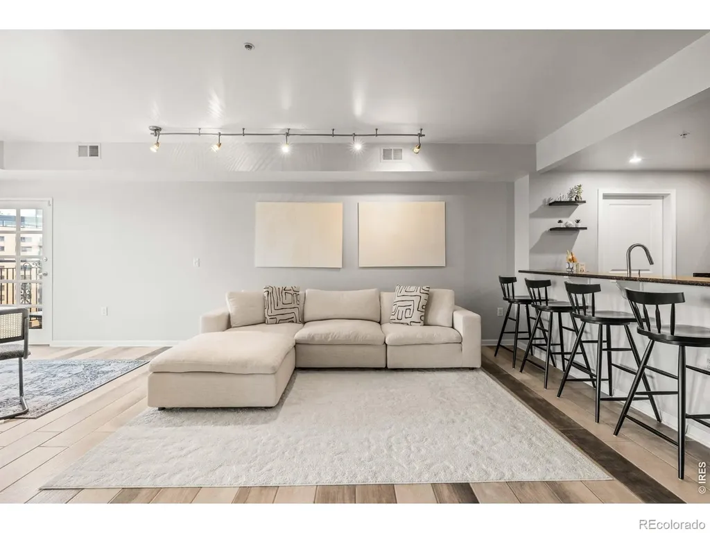975 N Lincoln Street Denver CO 80203