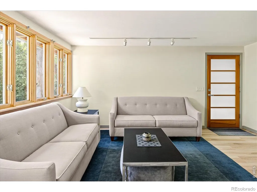 810 Alpine Avenue Boulder CO 80304