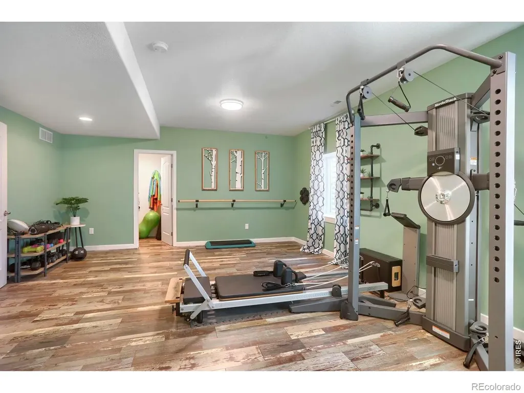 2407 Tyrrhenian Circle Longmont CO 80504