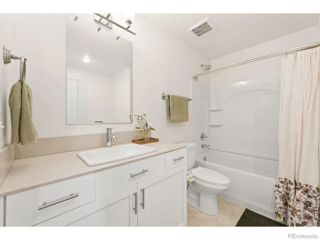 4050 Sveta Lane Wellington CO 80549