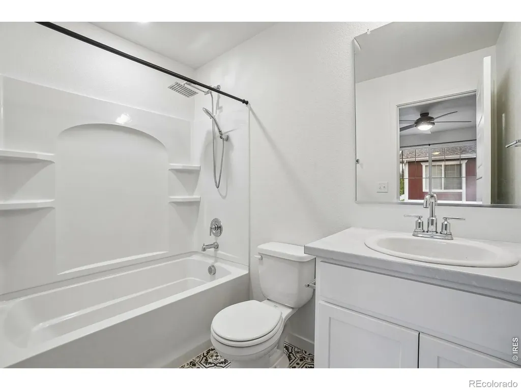 261 Cardinal Street Johnstown CO 80534