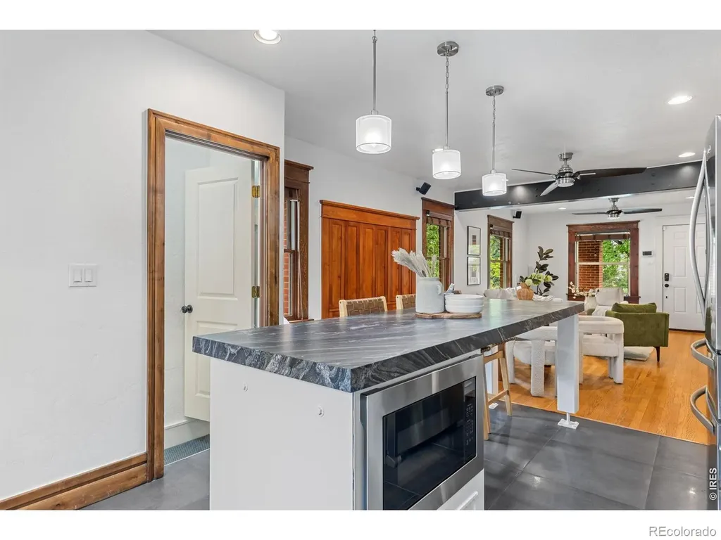 943 10th Street Boulder CO 80302