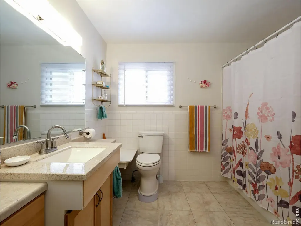 2145 Buena Vista Drive Greeley CO 80634