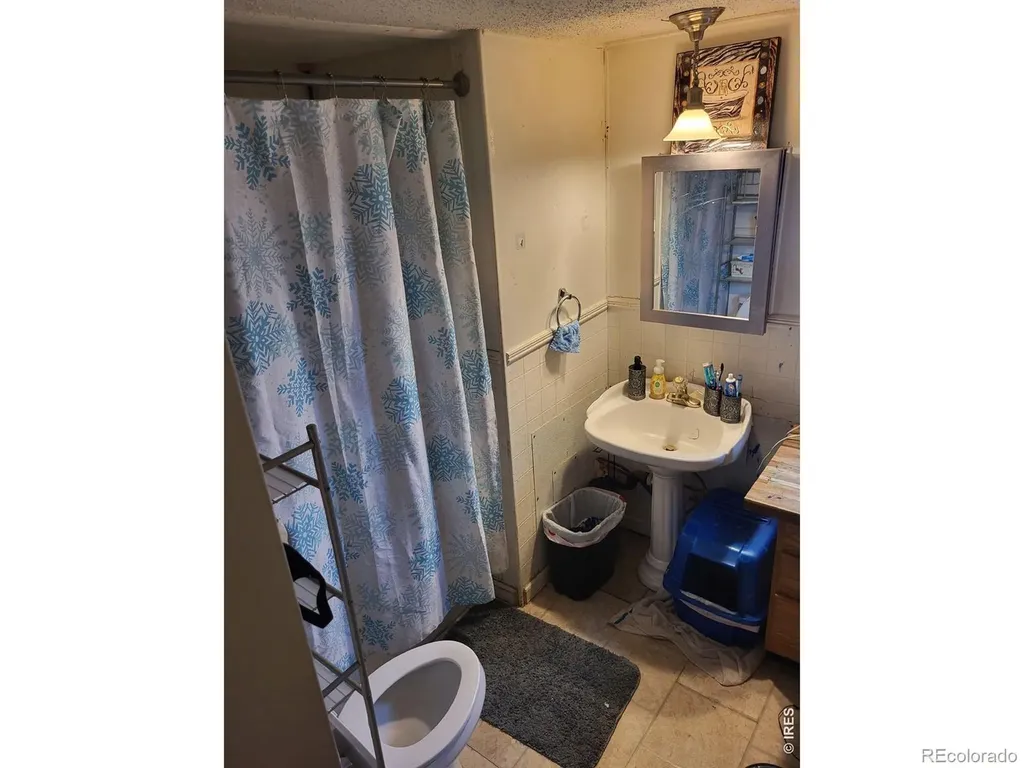 9069 Mandel Street Denver CO 80260