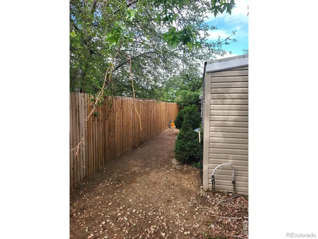 9069 Mandel Street Denver CO 80260