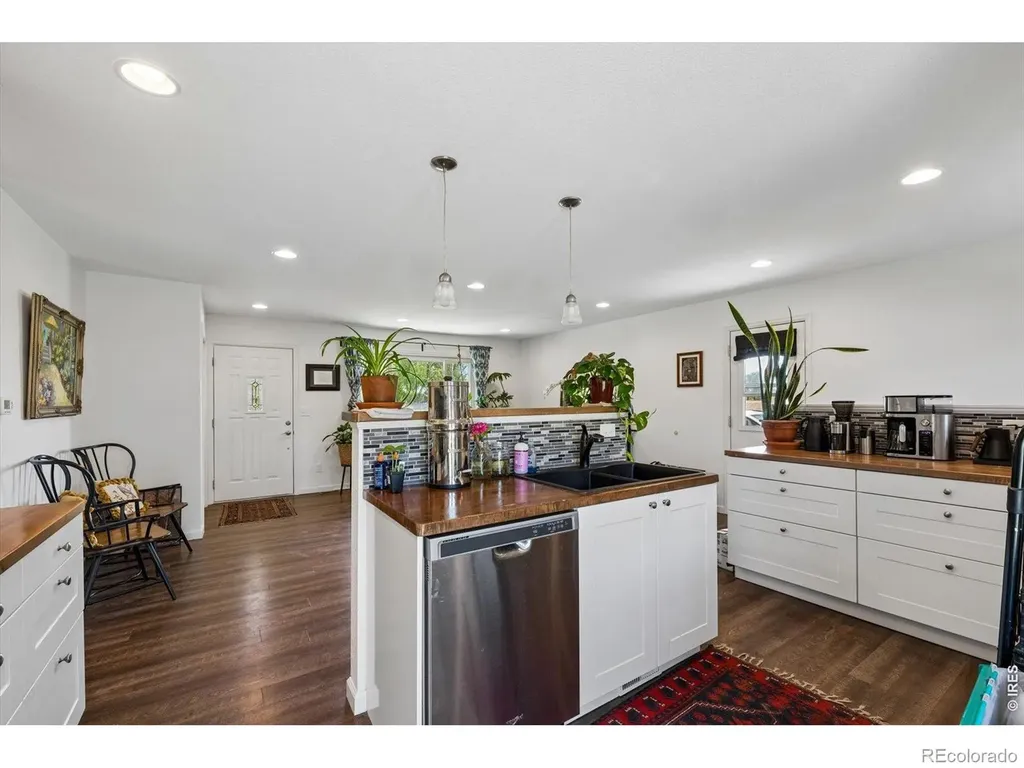 342 Main Street Erie CO 80516