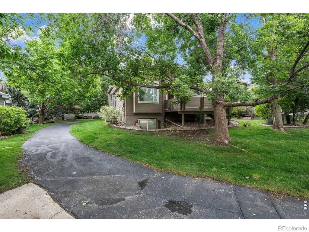 7358 Buckingham Court Boulder CO 80301