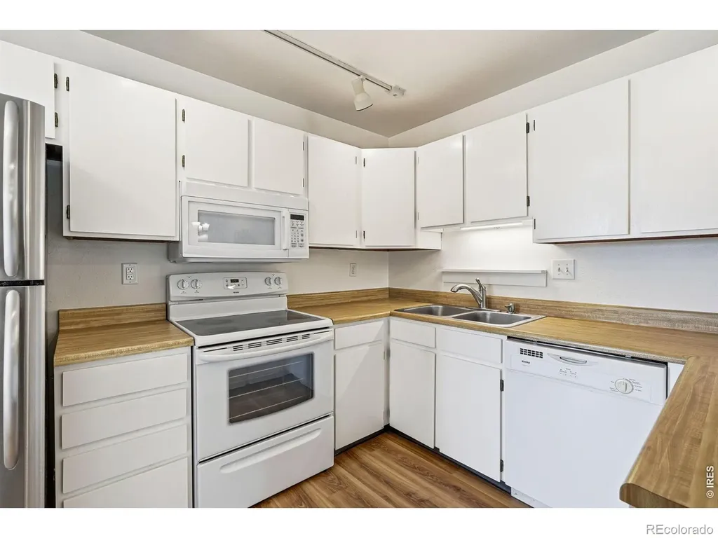 1514 Seneca Circle Lafayette CO 80026