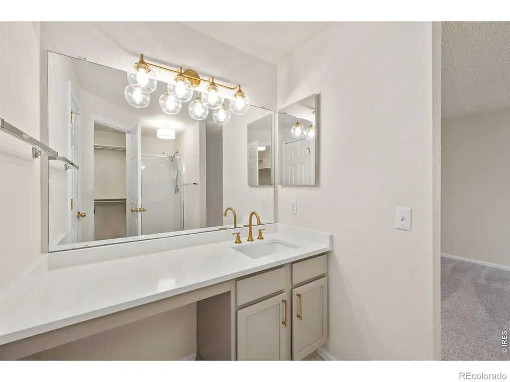 1319 Monarch Drive Longmont CO 80504