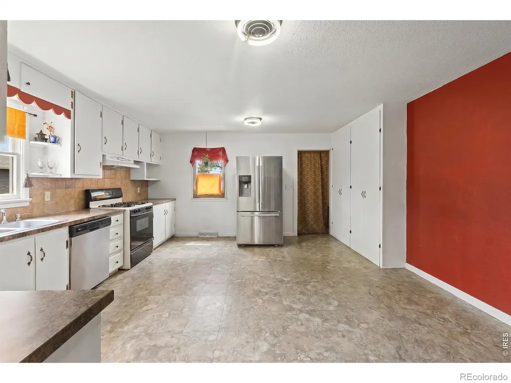 312 Sheridan Avenue Grover CO 80729