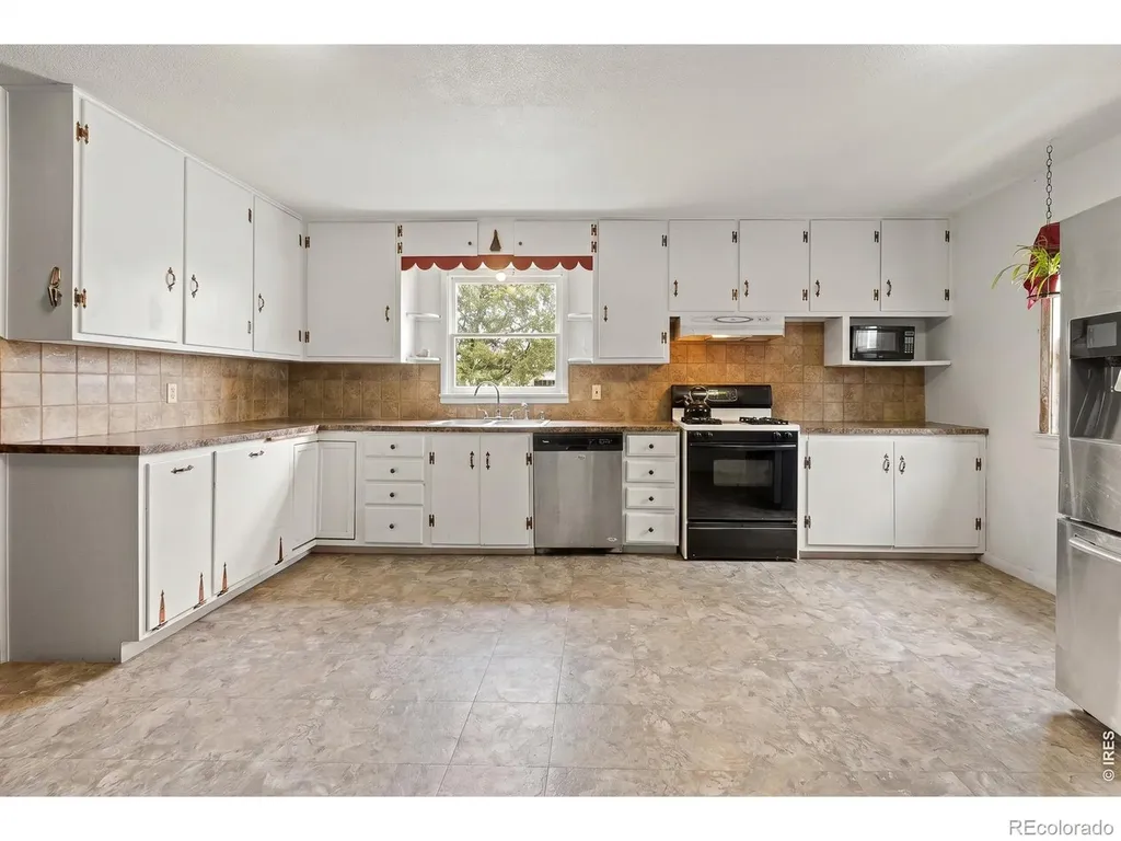 312 Sheridan Avenue Grover CO 80729