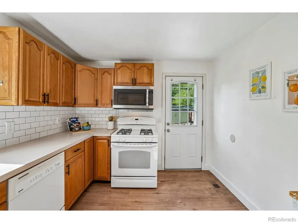127 E Saint Clair Avenue Longmont CO 80504