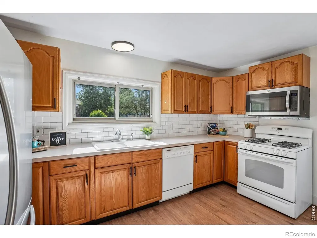 127 E Saint Clair Avenue Longmont CO 80504