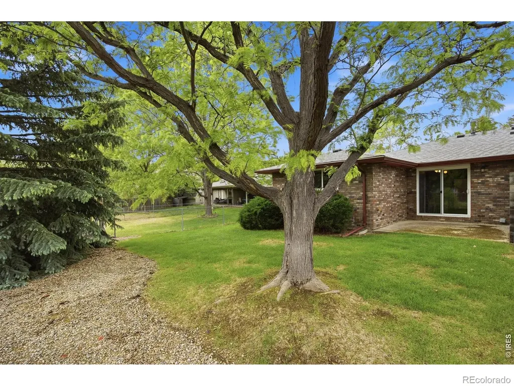 2420-2422 Fraser Court Loveland CO 80538