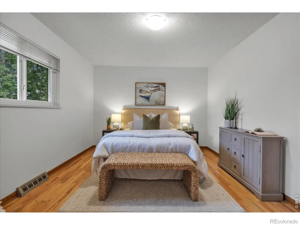 2652 Mountain View Avenue Longmont CO 80503