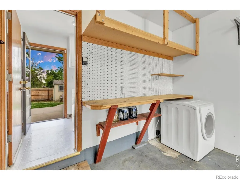 2652 Mountain View Avenue Longmont CO 80503