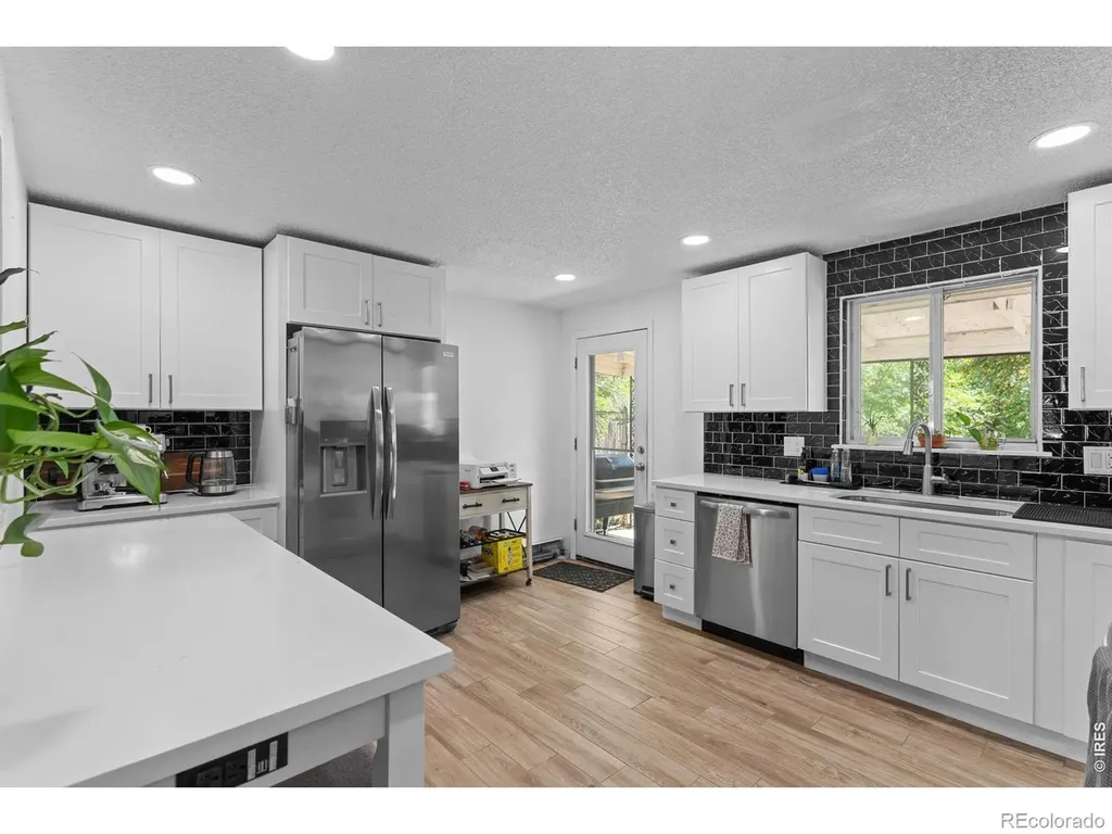 927 E 4th Avenue Longmont CO 80504