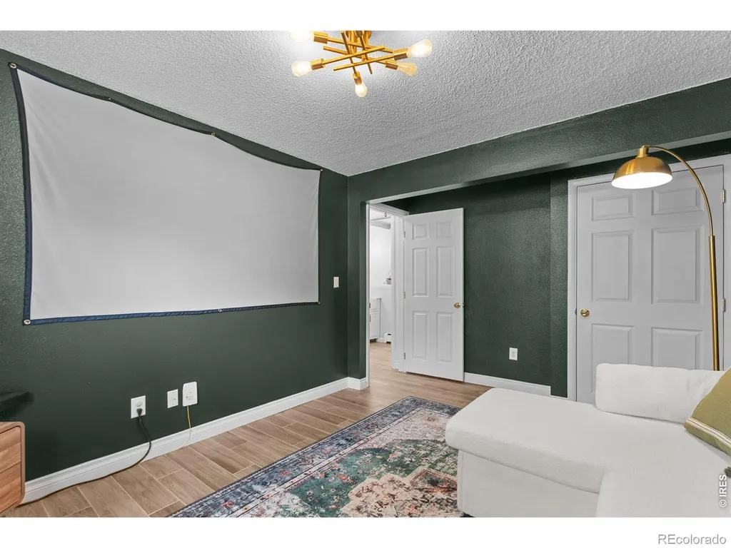 927 E 4th Avenue Longmont CO 80504