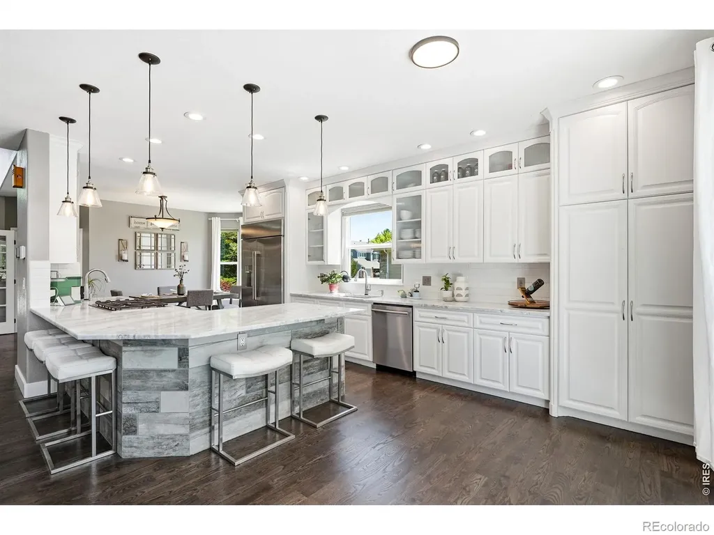 11725 Pleasant Hill Longmont CO 80504