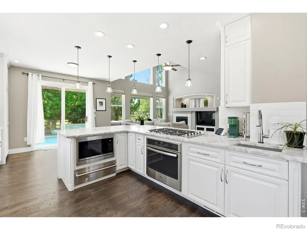 11725 Pleasant Hill Longmont CO 80504