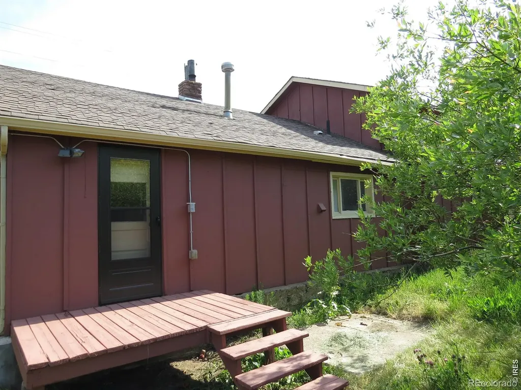 135 E 2nd Street Nederland CO 80466