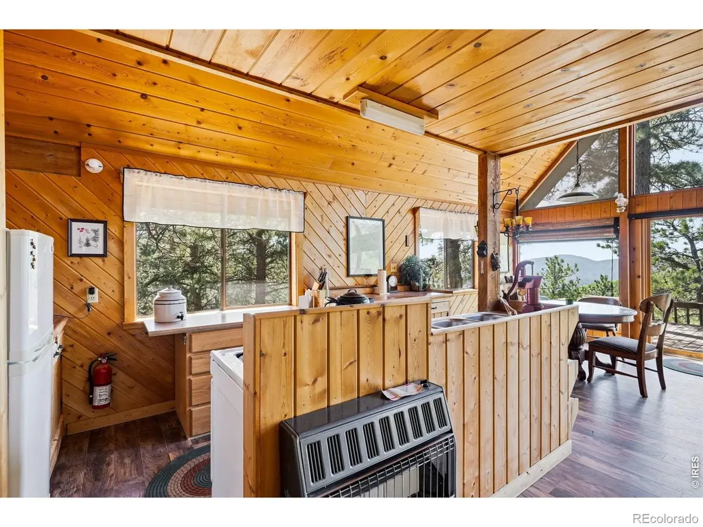 76 Cairn Court Drake CO 80515