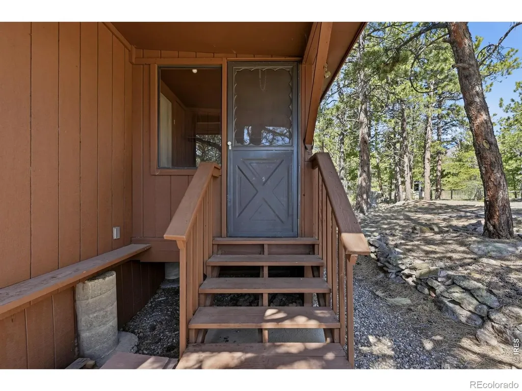 76 Cairn Court Drake CO 80515