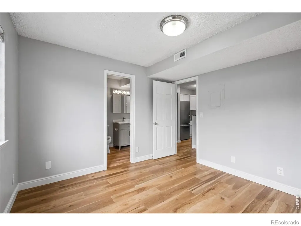 844 S Vance Street Lakewood CO 80226