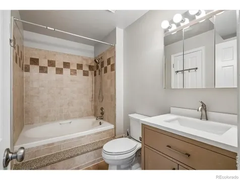 844 S Vance Street Lakewood CO 80226