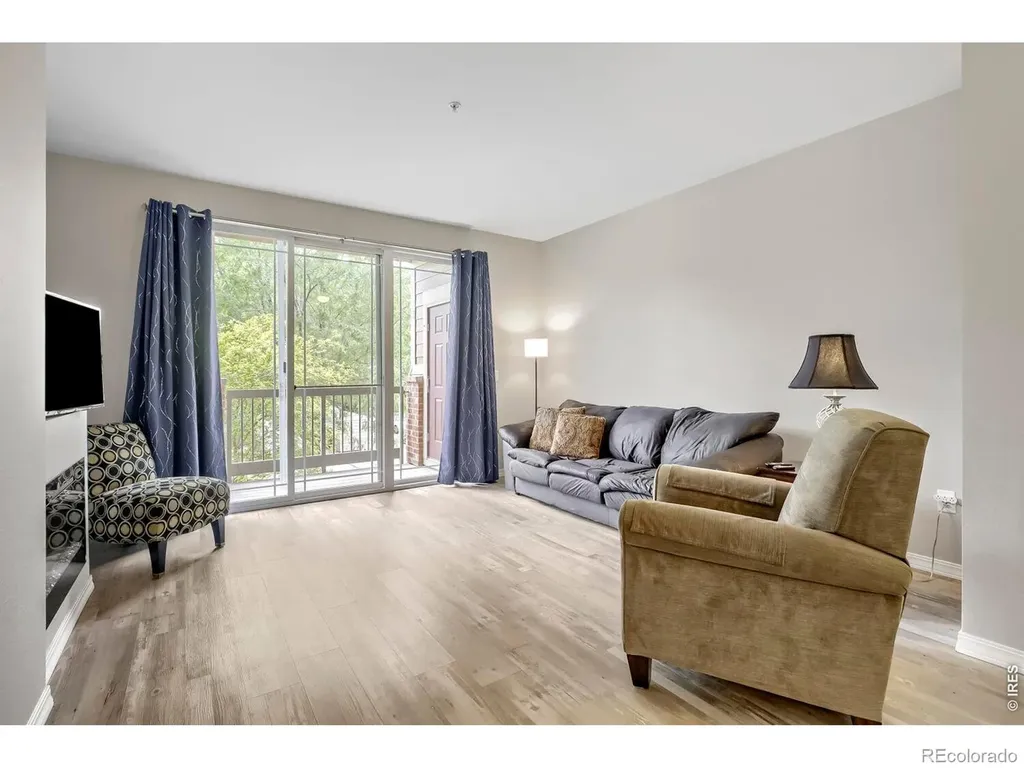 804 Summer Hawk Drive Longmont CO 80504