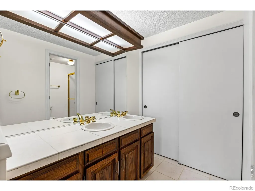 8018 E Phillips Circle Centennial CO 80112
