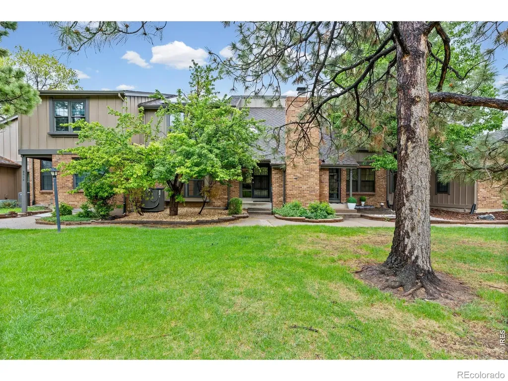 8018 E Phillips Circle Centennial CO 80112