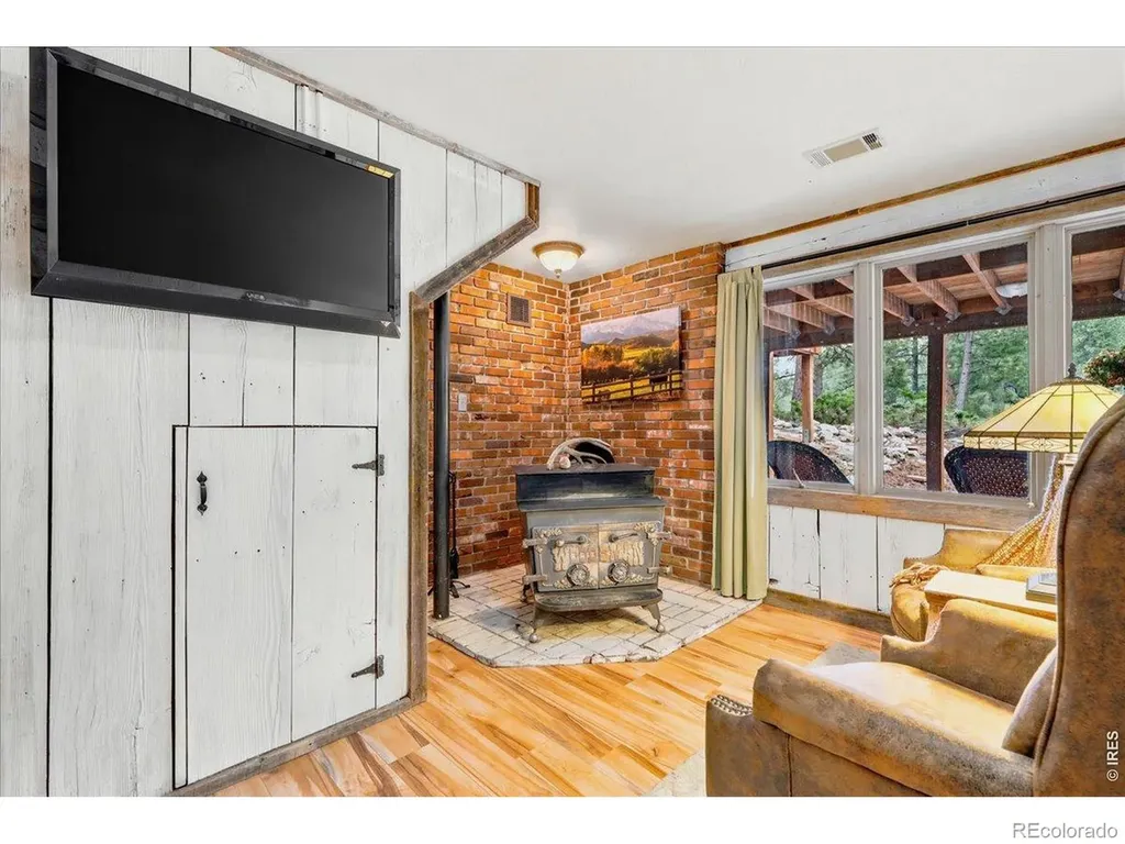 89 Aspen Leaf Lane Bellvue CO 80512