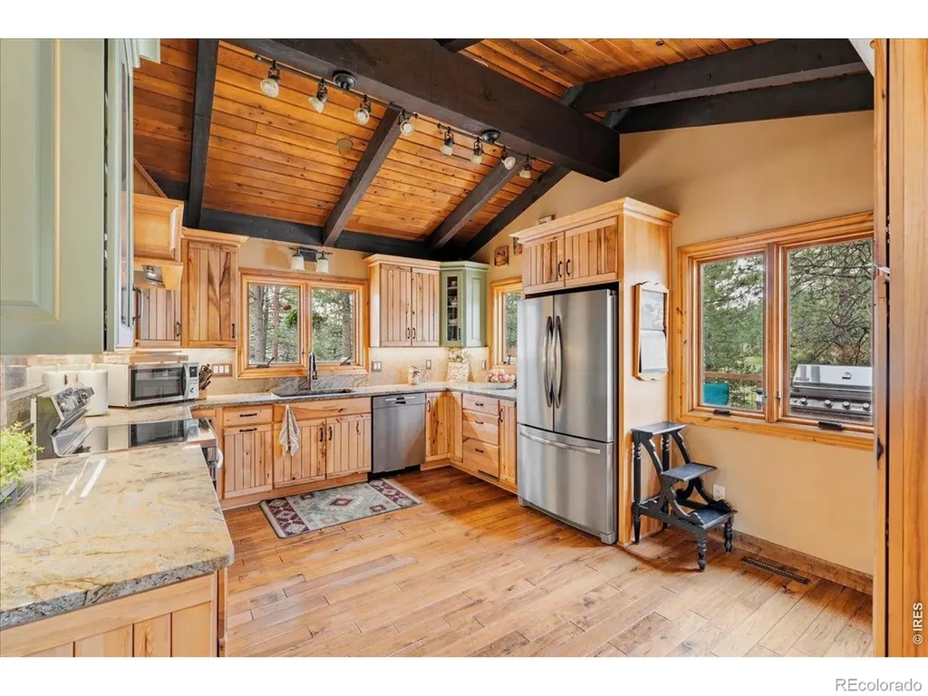 89 Aspen Leaf Lane Bellvue CO 80512