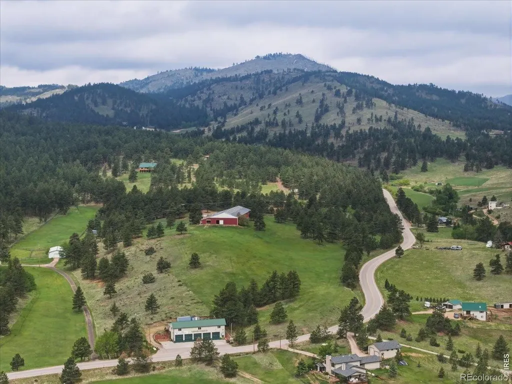 89 Aspen Leaf Lane Bellvue CO 80512