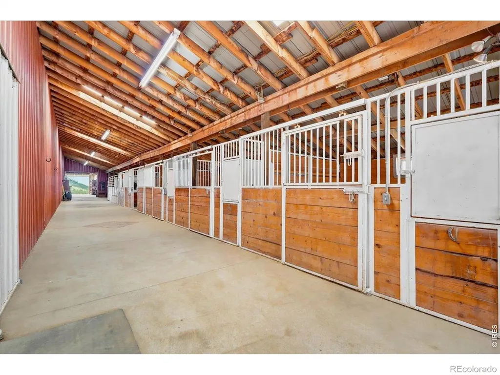 89 Aspen Leaf Lane Bellvue CO 80512