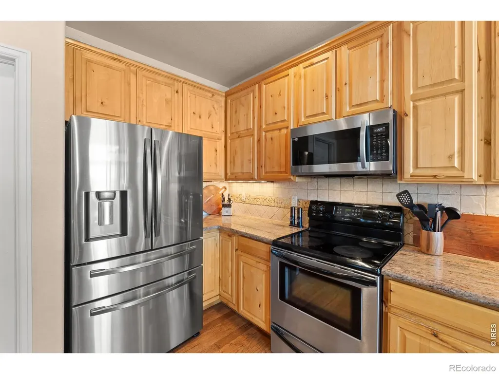 1589 Pelican Lakes Point Windsor CO 80550