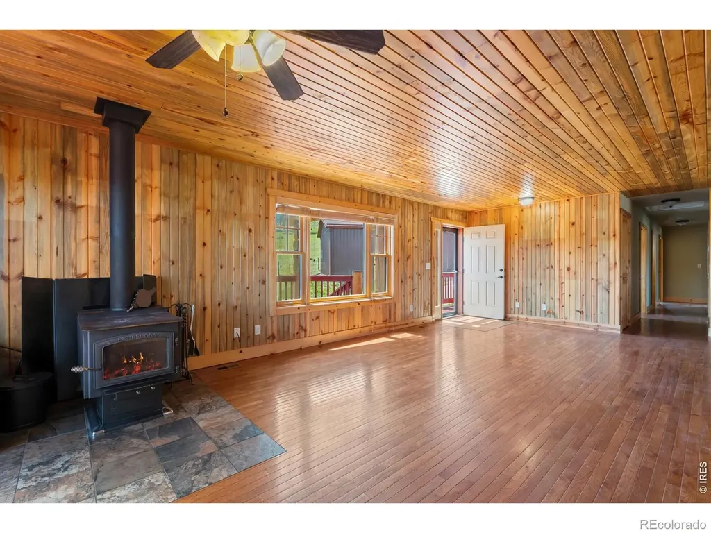 2515 Davis Ranch Road Bellvue CO 80512